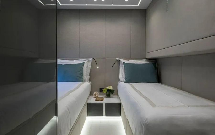 Mangusta MAXI OPEN 110 - 2020 фото 2.24