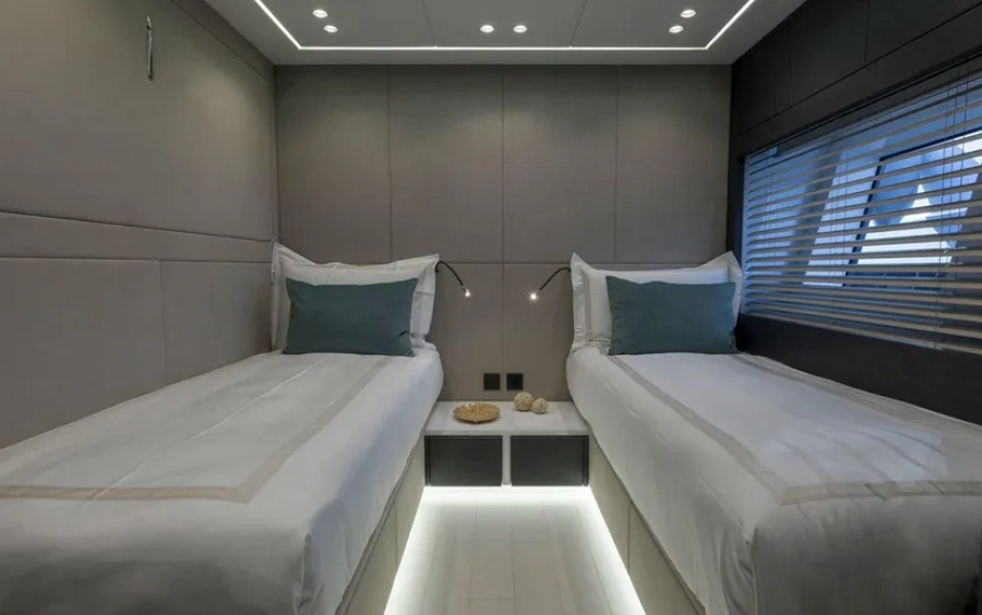 Mangusta MAXI OPEN 110 - 2020 фото 2.19