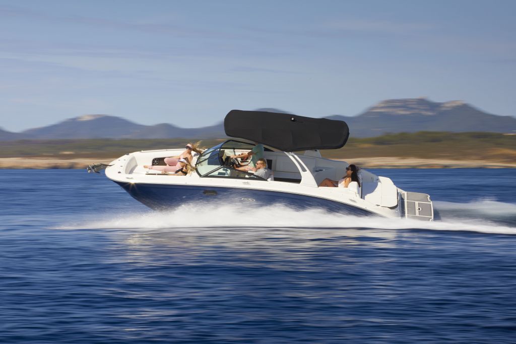 270 SDX Sea Ray.jpg