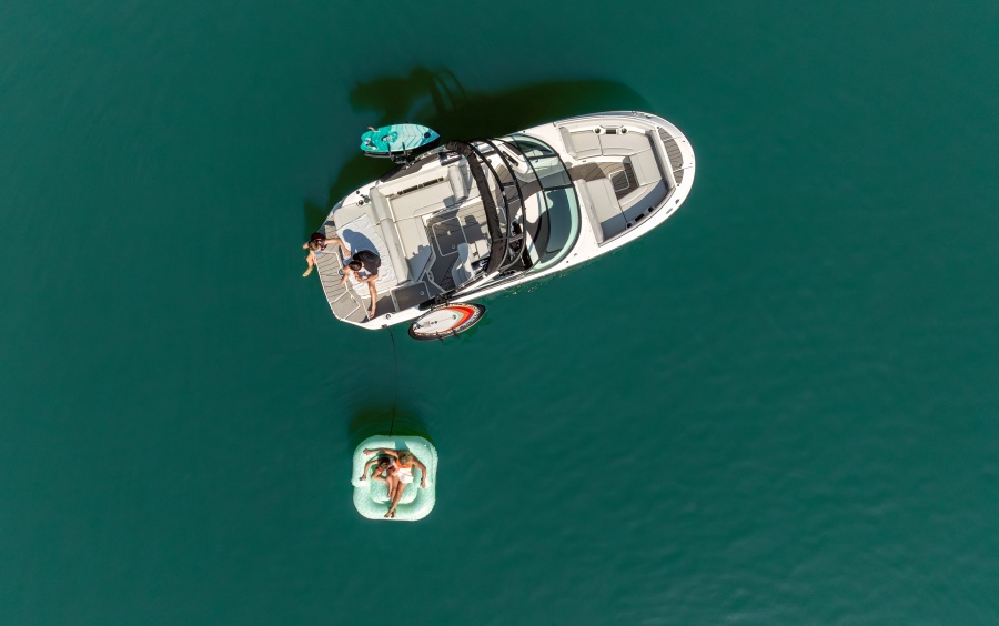 Sea Ray 230 SDX Surf