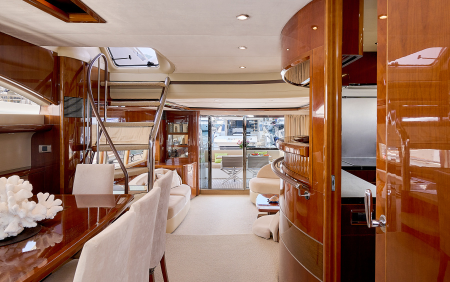 Princess 23M - 2009 фото 2.10