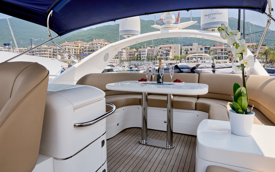 Princess 23M - 2009 фото 1.14