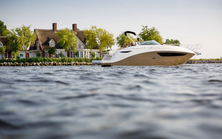 Sea Ray Sundancer 265 фото 1.4