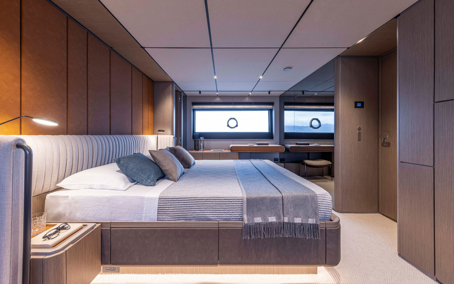 Ferretti Yachts INFYNITO 90 #11 фото 2.36