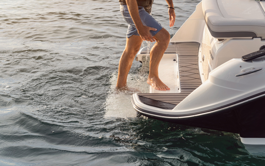 Sea Ray Sea Ray SLX 260-Surf фото 1.4