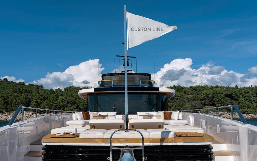 Custom Line Navetta 38 фото 2.28