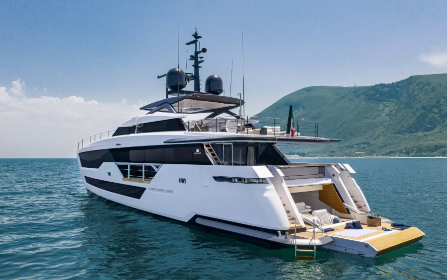 Custom Line Saetta 106 фото 1.4