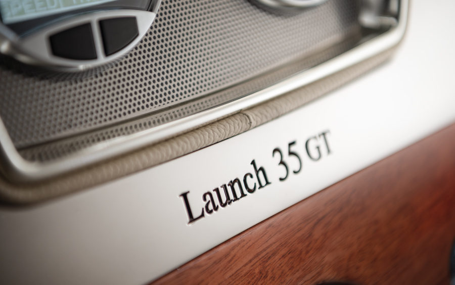 Chris-Craft Launch 35 GT фото 1.14