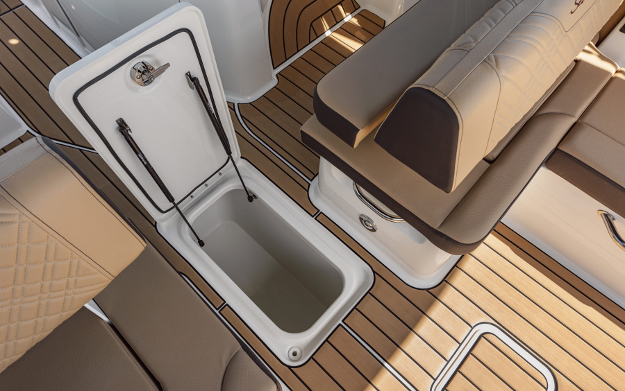 Sea Ray  SDX 270 фото 1.4