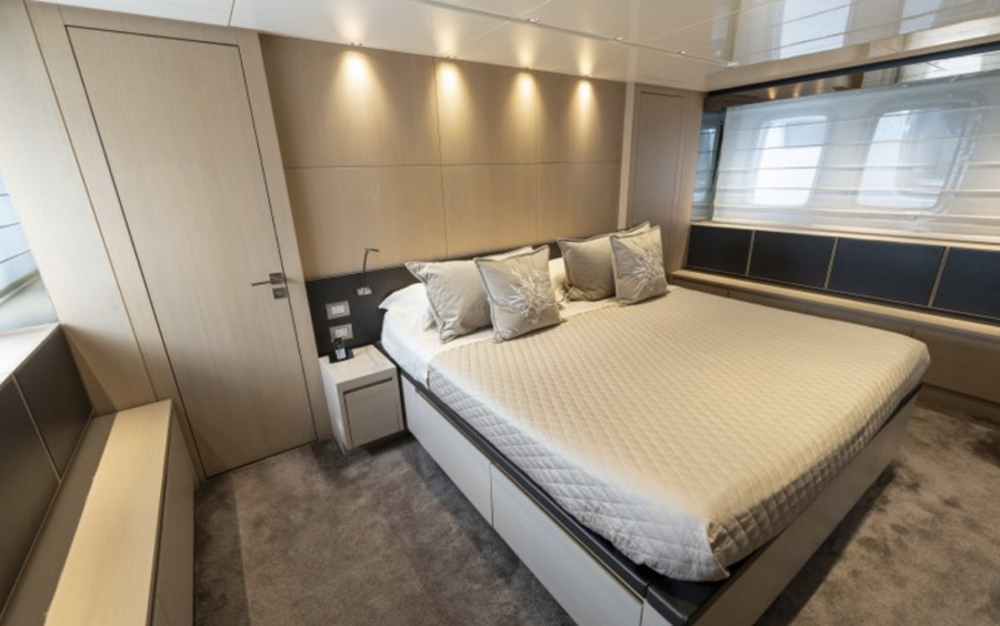 Sunseeker Sanlorenzo SL86 фото 2.6