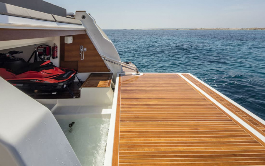 Custom Line Navetta 33 фото 1.21