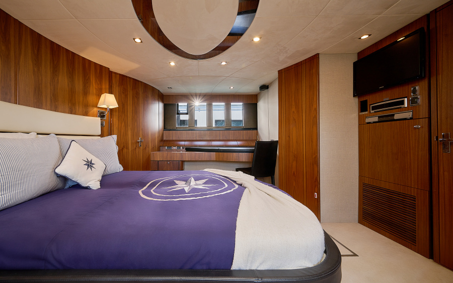Fairline Squadron 78 - 2012 фото 2.8