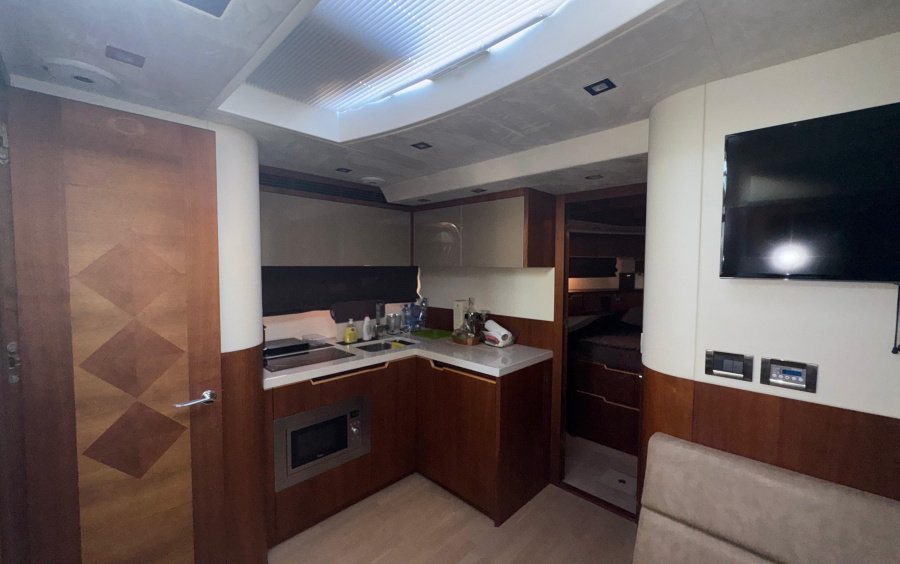 Galeon 445 HTS фото 2.7