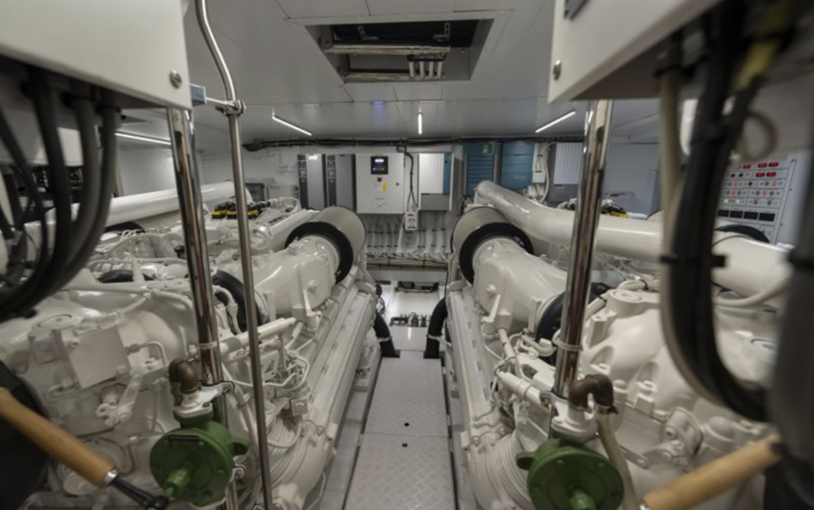 Sunseeker Sanlorenzo SL86 фото 2.4