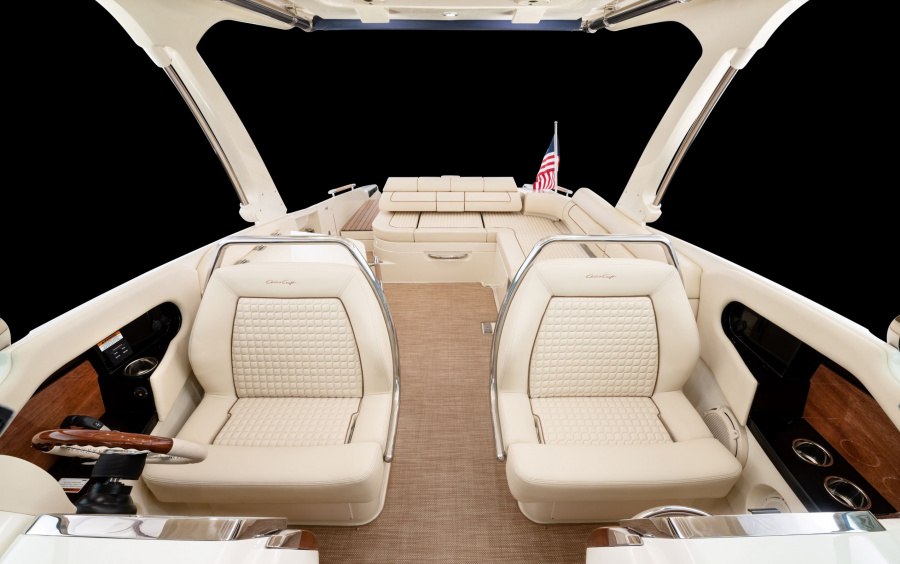 Chris-Craft Launch 31 GT фото 1.5