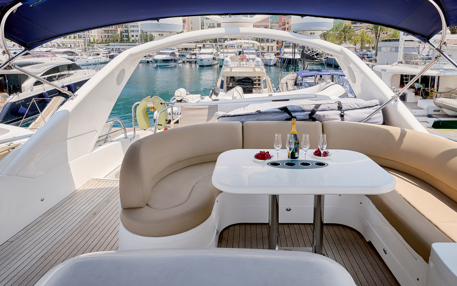 Princess 23M - 2009 фото 1.15