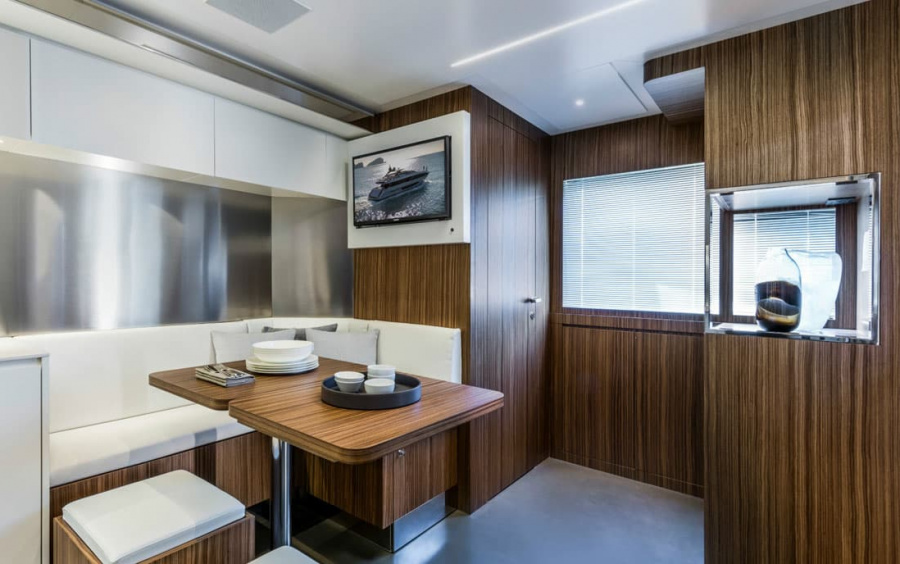 Riva 102' Corsaro Super фото 2.28