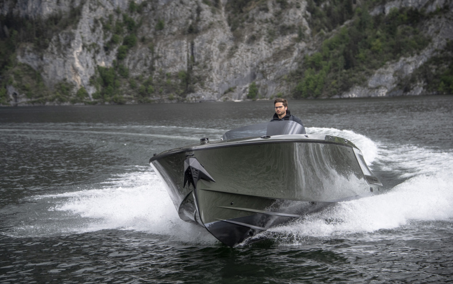 Frauscher X Porsche 850 Fantom Air фото 3.7