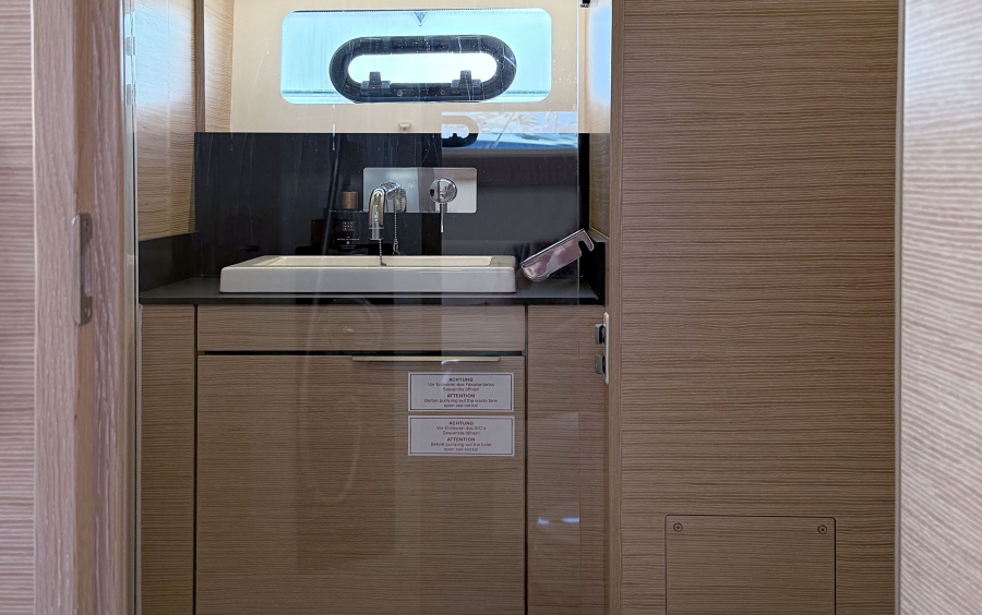 Bavaria 45 HT - 2020 фото 2.4