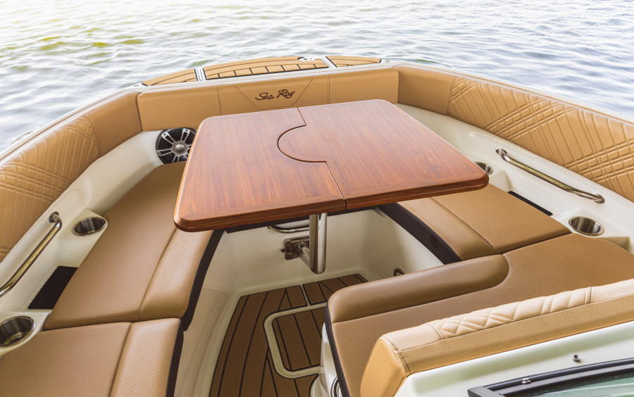 Sea Ray  SDX 230 фото 1.5