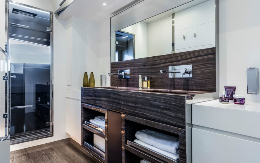 Riva 102' Corsaro Super фото 2.10