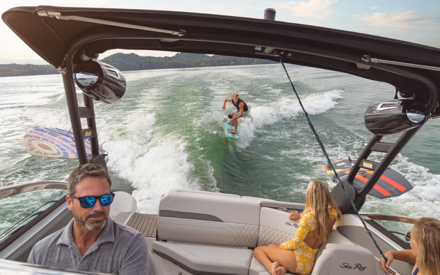 Sea Ray Sea Ray SLX 260-Surf фото 1.3