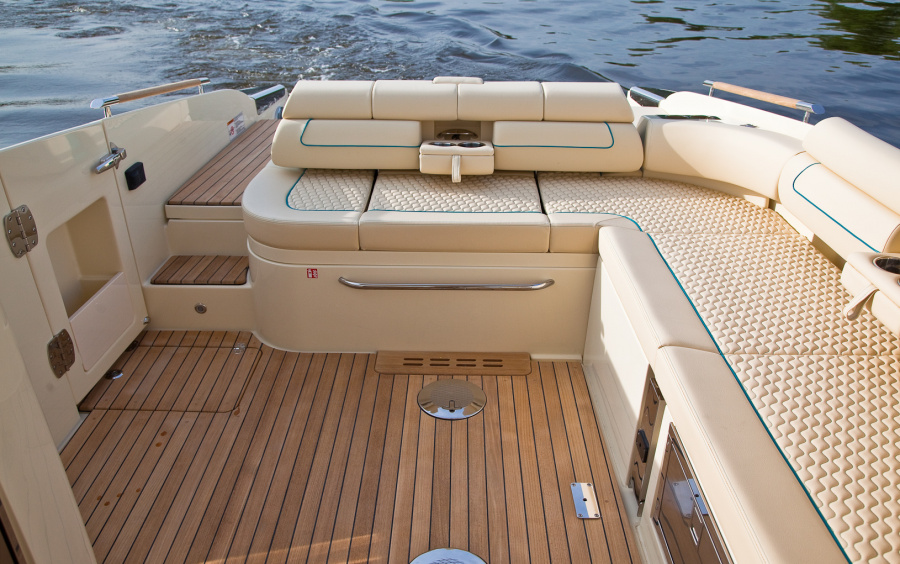 Chris-Craft Launch 35 GT SURF фото 1.14