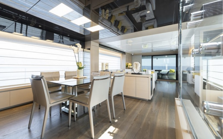 Sunseeker Sanlorenzo SL86 фото 2.3