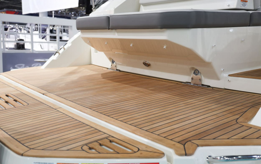 Sea Ray Sundancer 320 Coupe/546 фото 1.9
