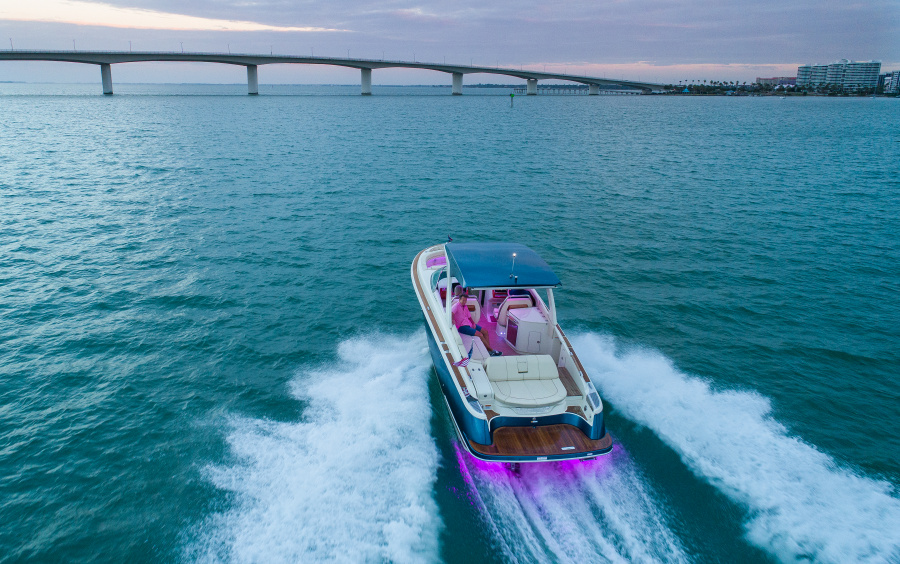 Chris-Craft Launch 31 GT SURF фото 1.5