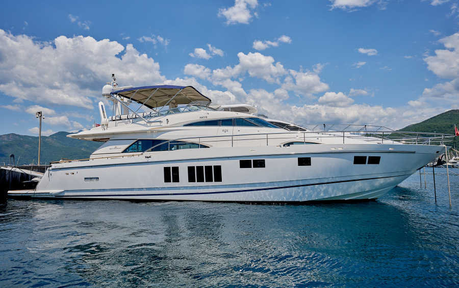 Fairline Squadron 78 - 2012 фото 1.1