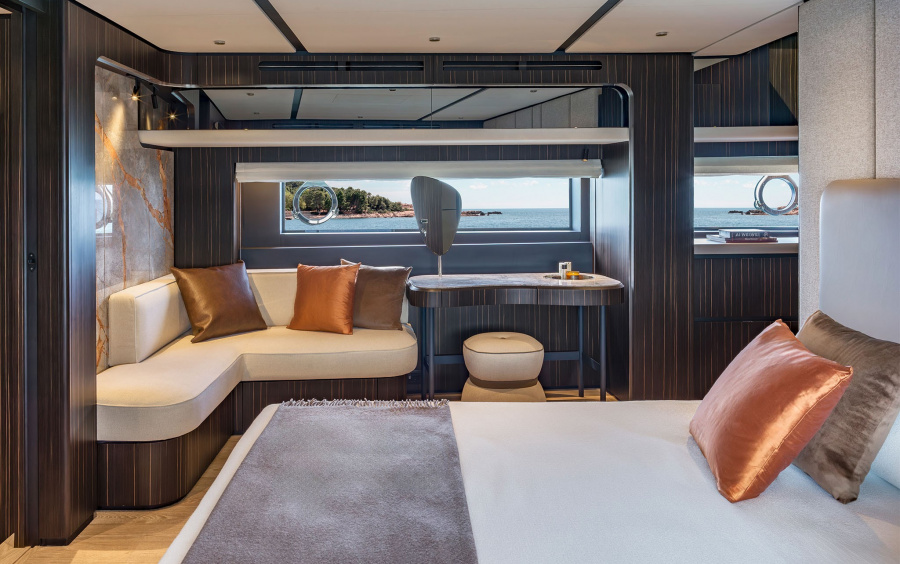 Ferretti Yachts 940 фото 2.12