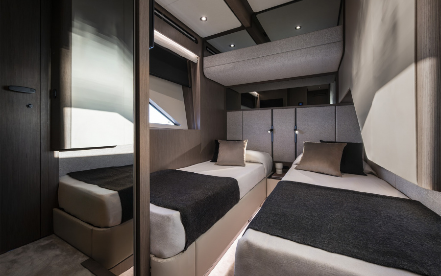Ferretti Yachts 720 #59 фото 2.31