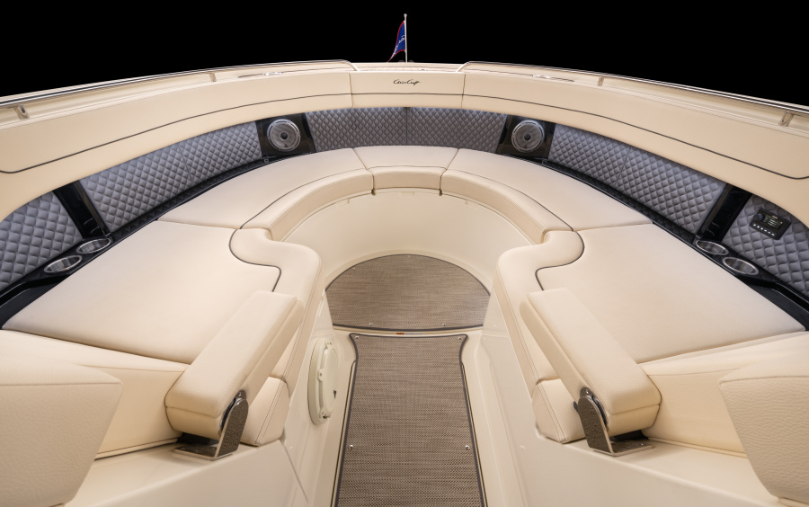 Chris-Craft Calypso 35 фото 1.8