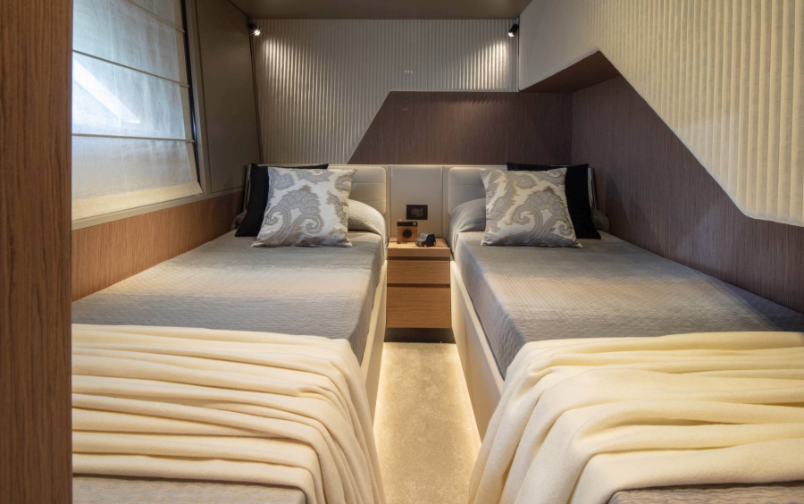 Ferretti Yachts 720 #54 фото 3.17