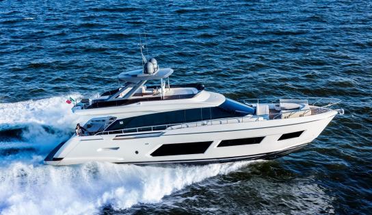 Ferretti Yachts 670